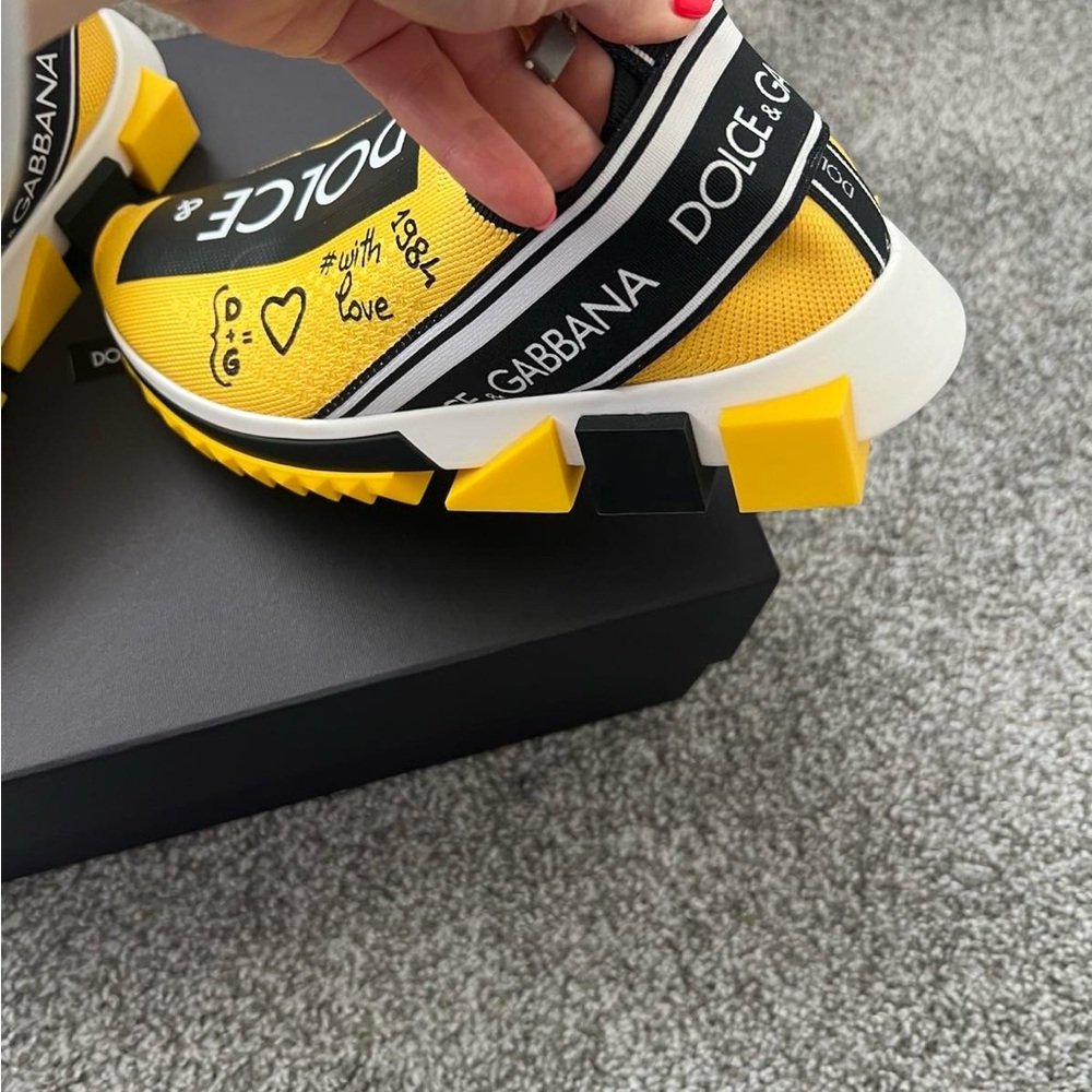 Dolce & Gabbana Yellow and Black Graphic Slip-Ons - Picture 5 of 9